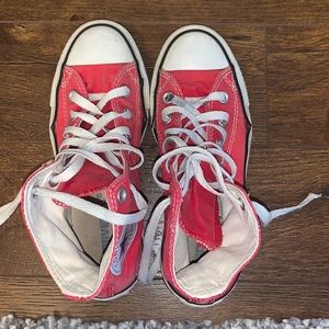 red high top converse
